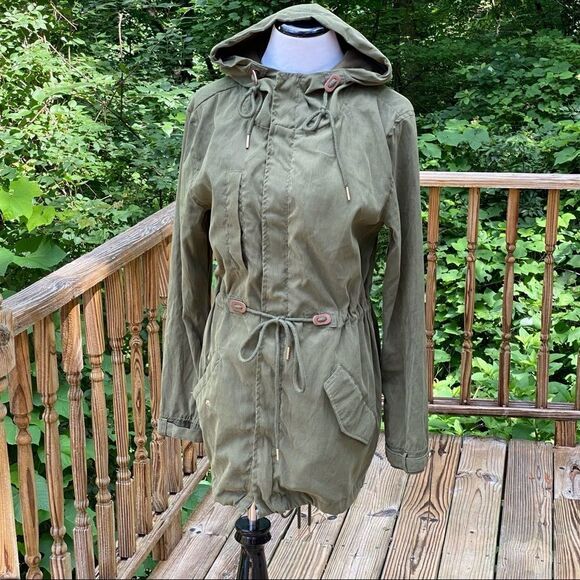 Iris Green Hooded Jacket - Picture 1 of 12